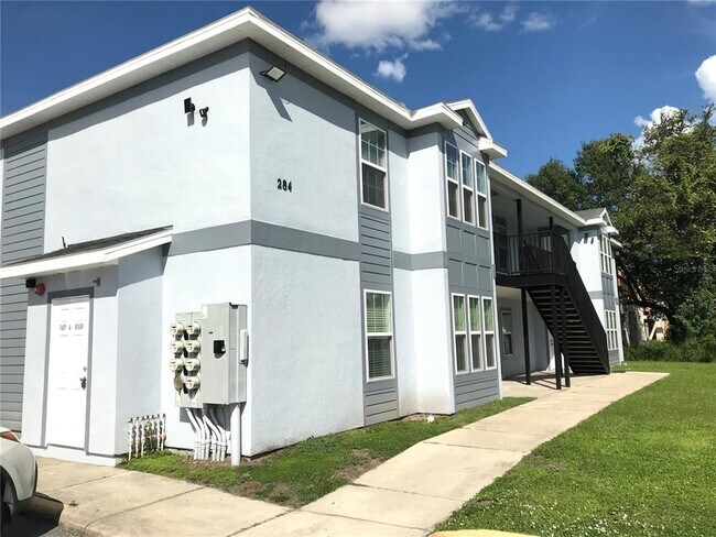 Foto del edificio - 284 Gardner Ln