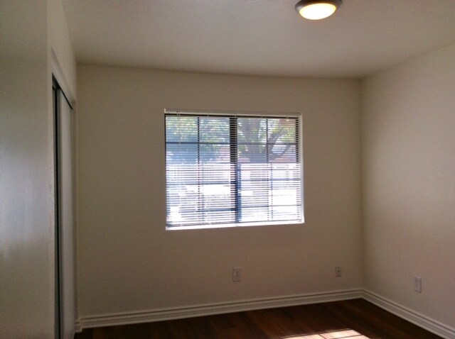 Foto del edificio - 2143 W Avenue K15