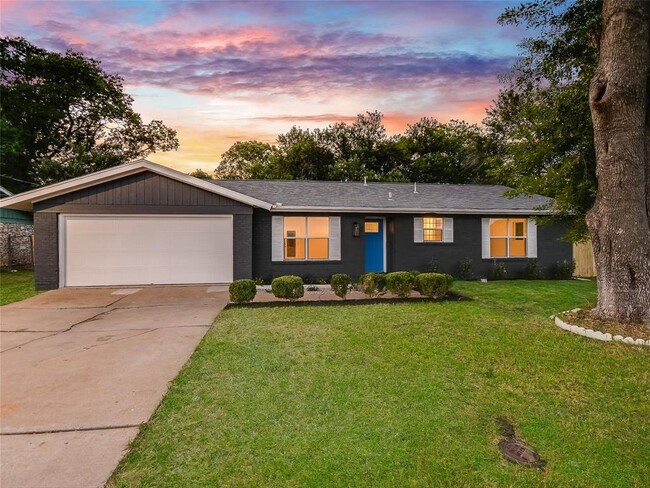 Building Photo - 4206 McKinney Falls Pkwy