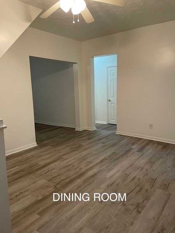 Building Photo - 217 E 13th St