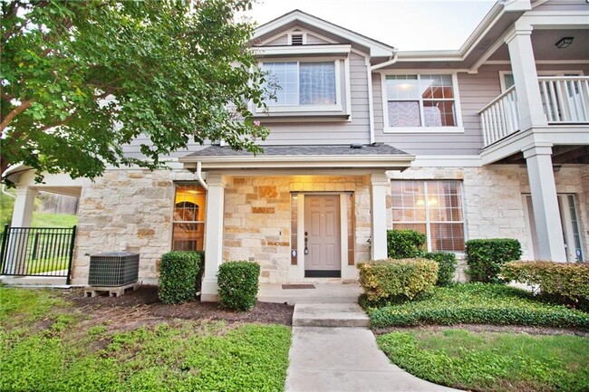 Foto del edificio - 1900 Scofield Ridge Pkwy