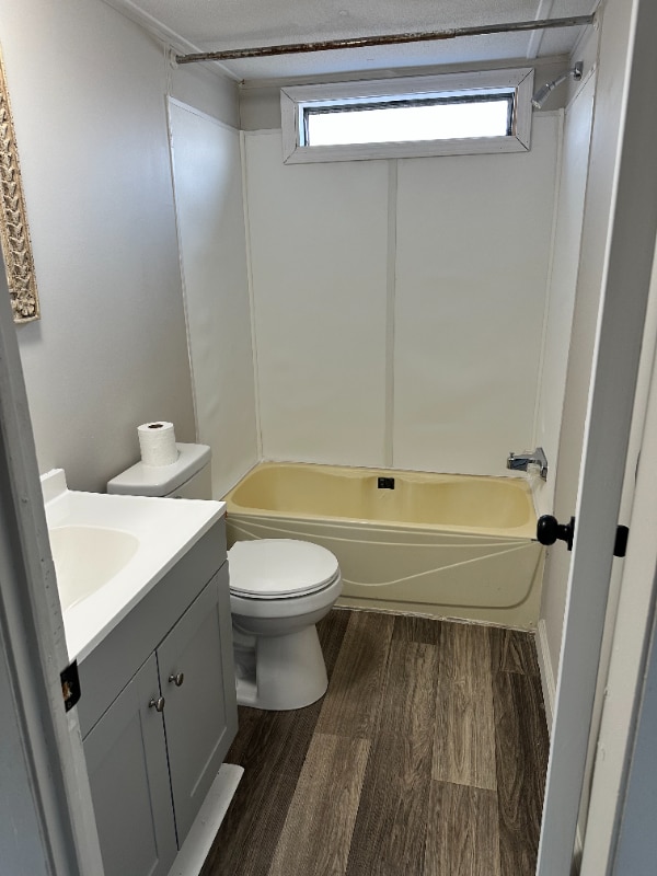 Building Photo - 0 Acorn Village Ln