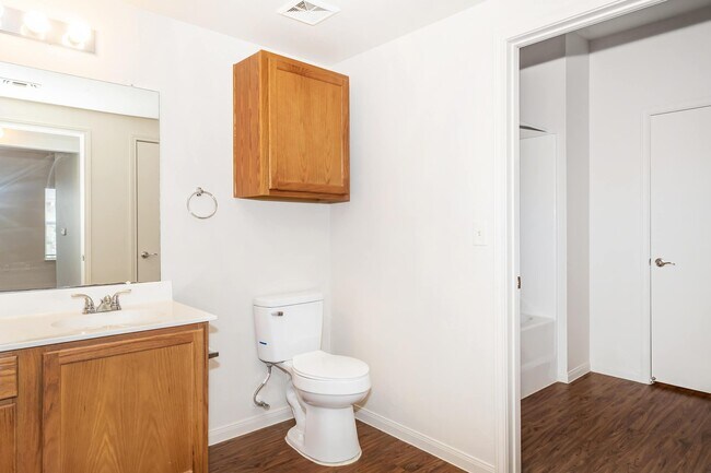 Baño - Highland Oaks 55+ Community