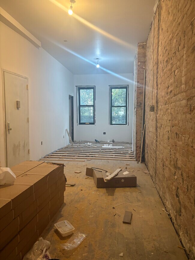 Foto del edificio - 1157 Greene Ave