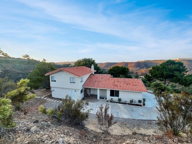 Foto del edificio - 10939 Beeler Cyn Rd