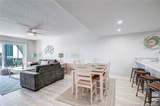Building Photo - 5602 NE Gulfstream Way