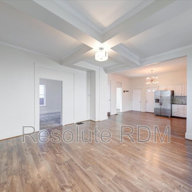 Foto del edificio - 1154 Villa Ave