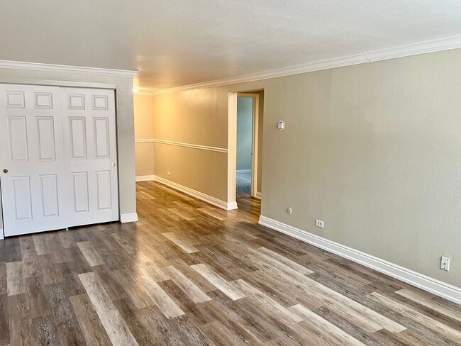 Photo - 1390 Emerson St #17 Apartment