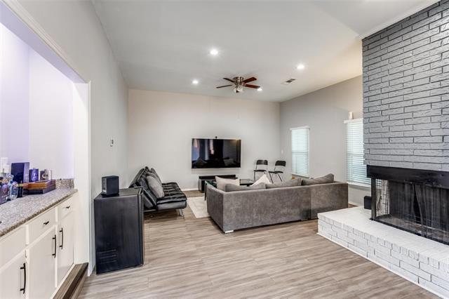 Foto del edificio - 12333 Ferris Creek Ln