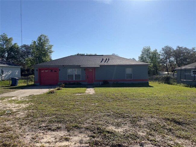 Building Photo - 825 Charles Ave