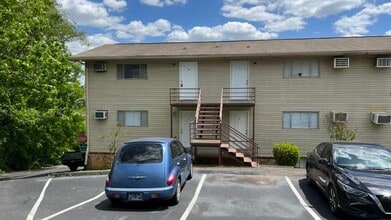 Building Photo - 210 Hendricks Blvd