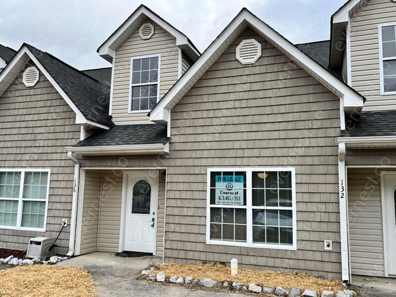 136 Brown Estates Dr, LaFayette, GA 30728 House Rental in LaFayette