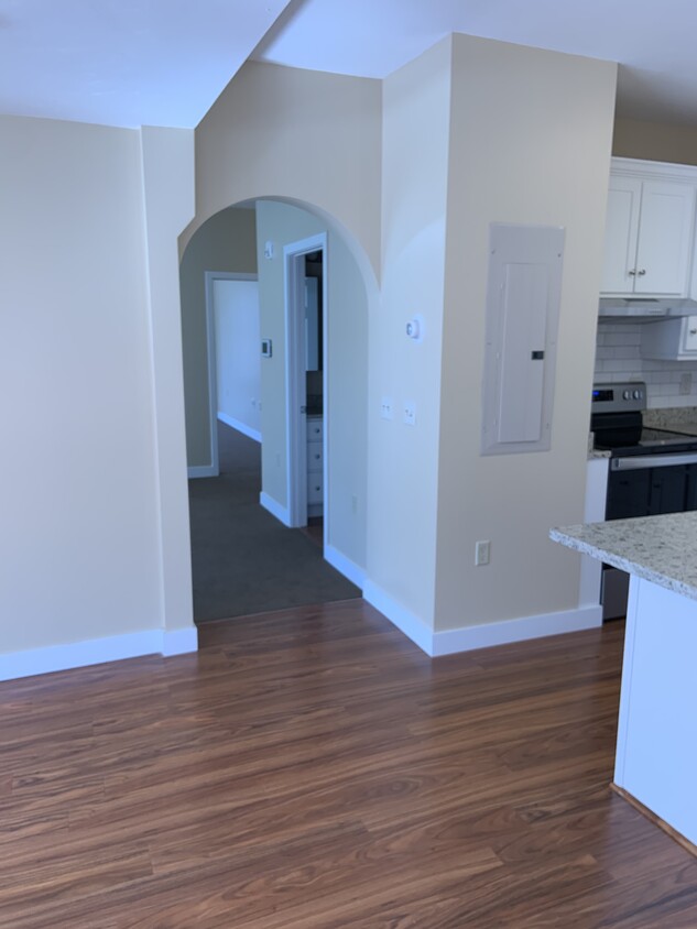 Primary Photo - 110 Ashburnham St