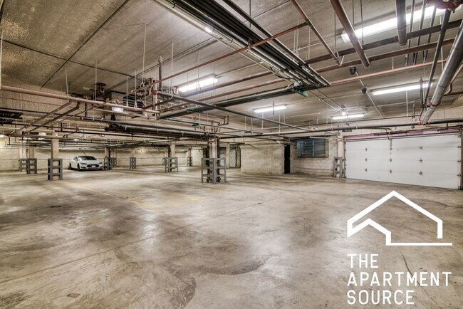 Foto del edificio - 2500 N Clybourn Ave