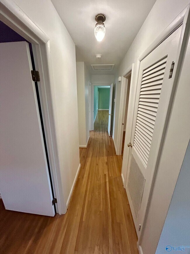 Foto del edificio - 5623 Alta Dena St SW