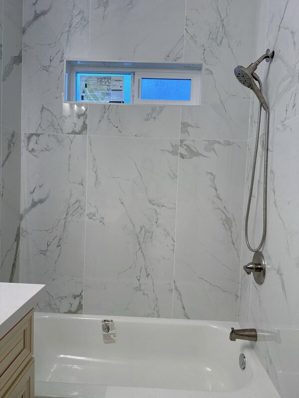 Foto del edificio - 6240 Ruxton Ct