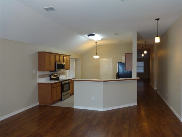 Building Photo - 4848 Carrotwood Dr