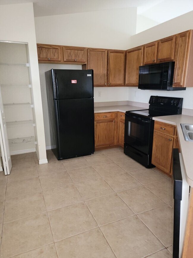 Foto del edificio - 15710 SE 92nd Ave
