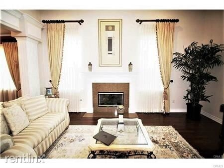 Building Photo - 4 br, 5 bath House - 106 W Le Roy Ave