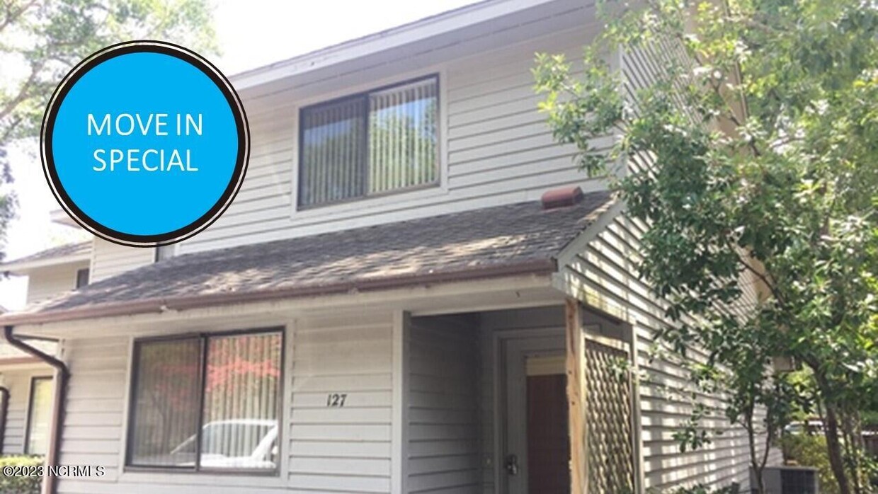 Foto principal - 6279 Wrightsville Ave