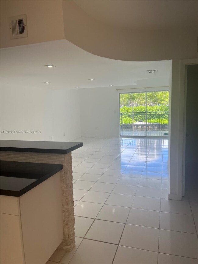 Foto del edificio - 3745 NE 171 St