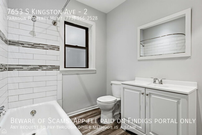 Foto del edificio - 7653 S Kingston Ave