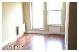 Building Photo - 38 Carmine St