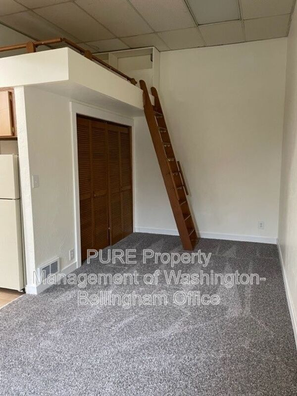 Building Photo - 1003 Dupont St 101
