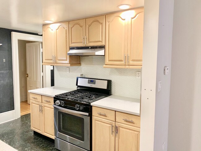 Building Photo - Cumberland Street