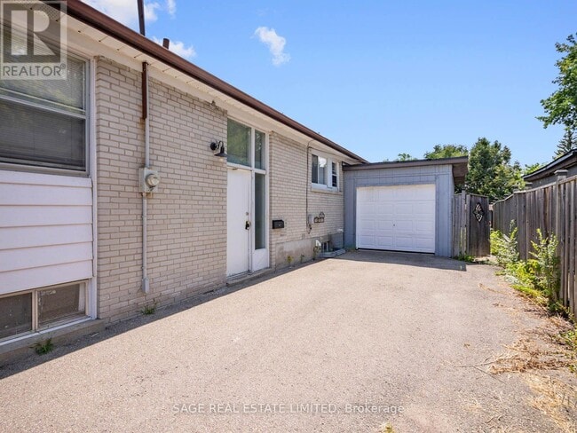 Building Photo - 308 Taylor Mills Dr N