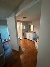 Building Photo - 9706 Camelots Ct