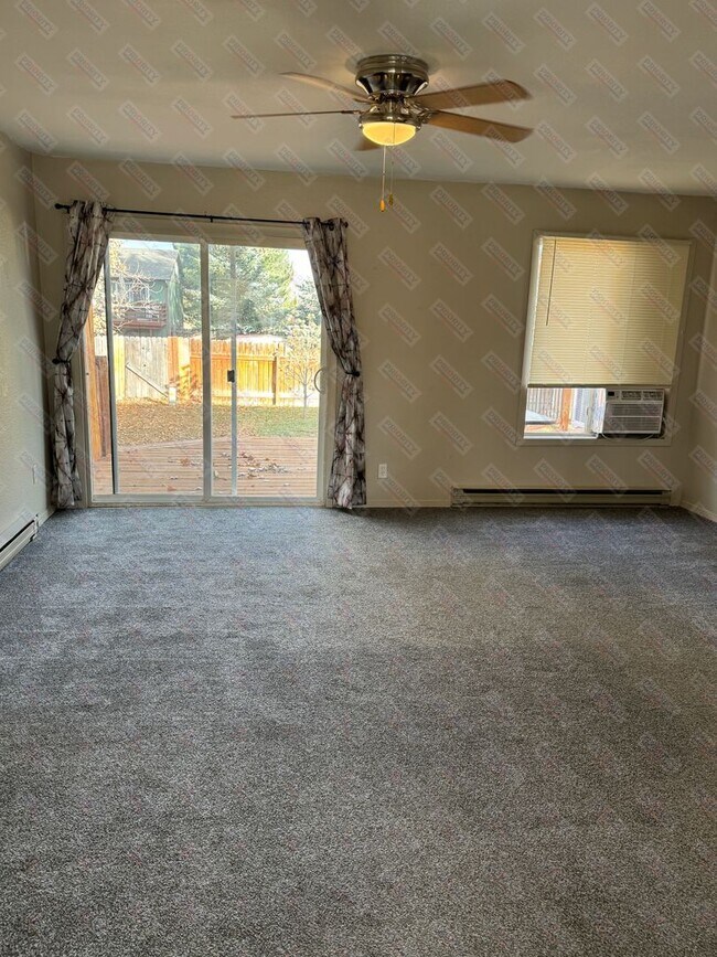 Foto del edificio - 2313 Mahogany Cir