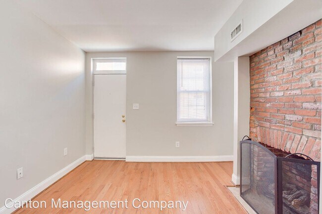 Building Photo - 2 br, 2 bath House - 7 E. Hamburg St.