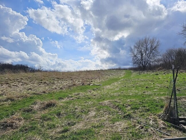 Foto del edificio - 1046 E Hinchman Rd