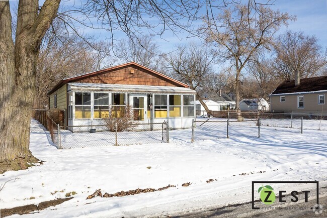 Building Photo - !!!! OPEN HOUSE SATURDAY MARCH 1ST 11-11:3...