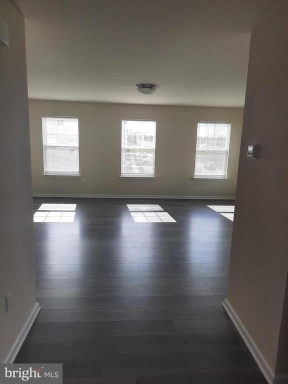 Foto del edificio - 831 Schooner Ln
