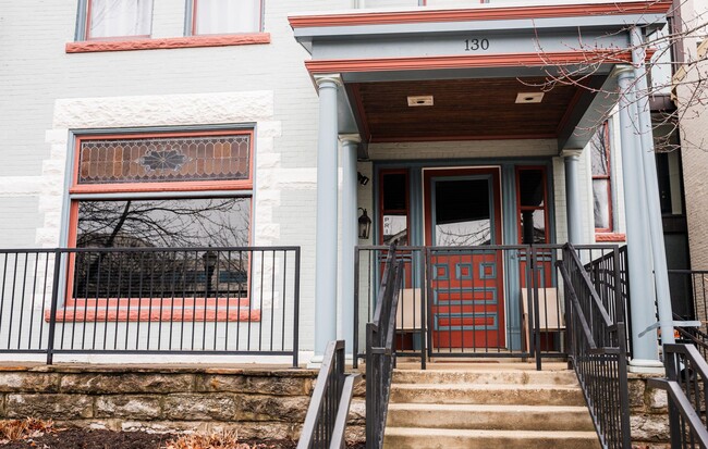 Building Photo - 275 S Limestone
