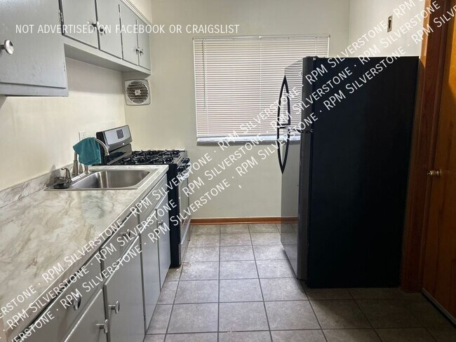 Foto del edificio - 17483 Allen St