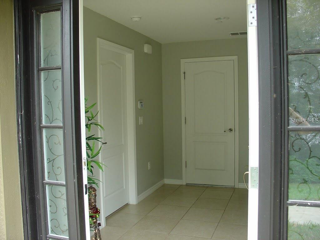 Foto del edificio - 10144 Arbor Run Dr