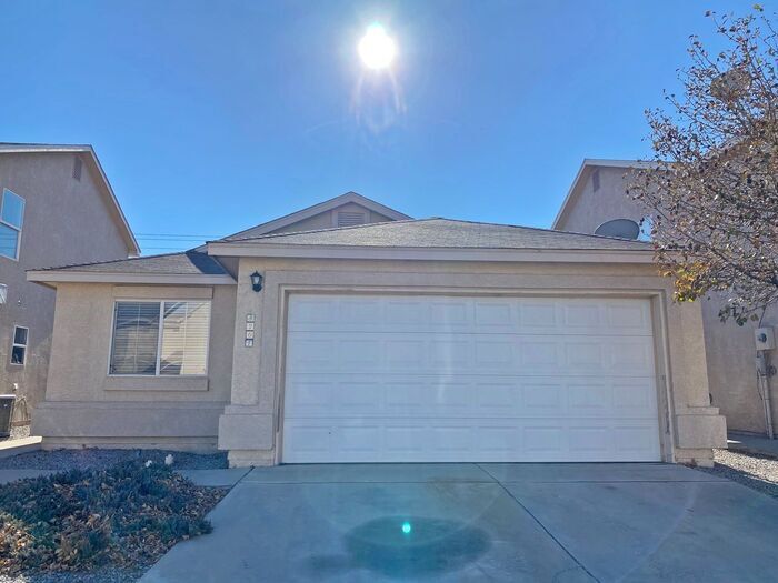 8204 Vista Serena Ln SW, Albuquerque, NM 87121 House for Rent in