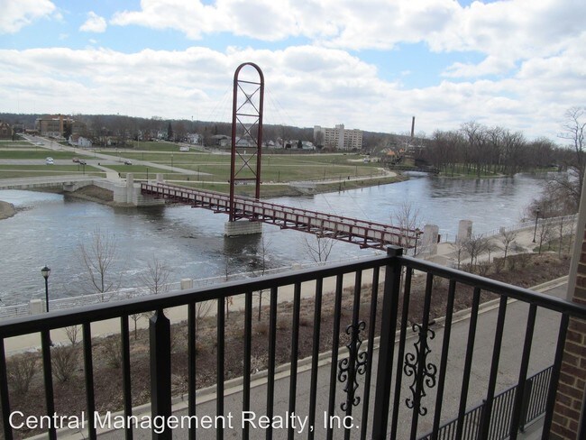 Foto del edificio - 213 W Mishawaka Ave