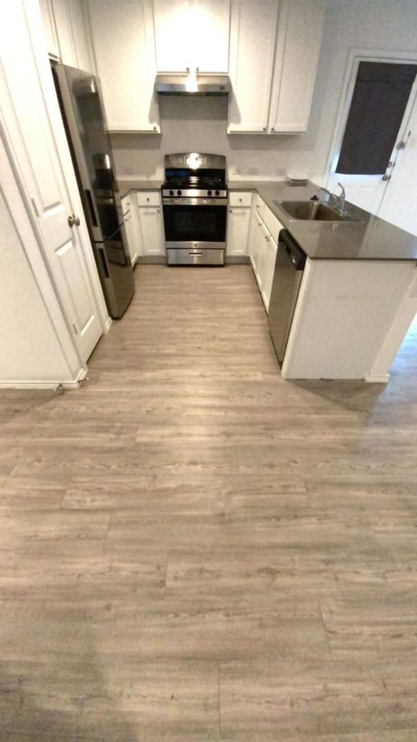 Foto del edificio - Well Maintained 4-Bedroom Home Near Lackland AFB