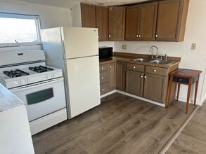 Building Photo - 21 M St