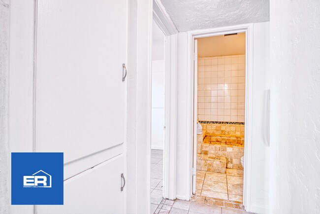 Foto del edificio - 3543 W Grant St