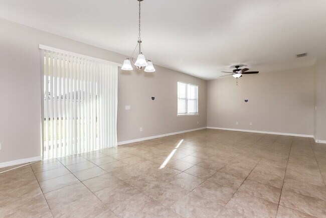 Foto del edificio - 11139 Abaco Island Ave