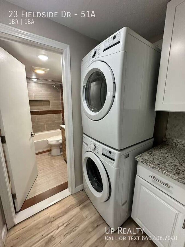 Foto del edificio - 23 Fieldside Dr