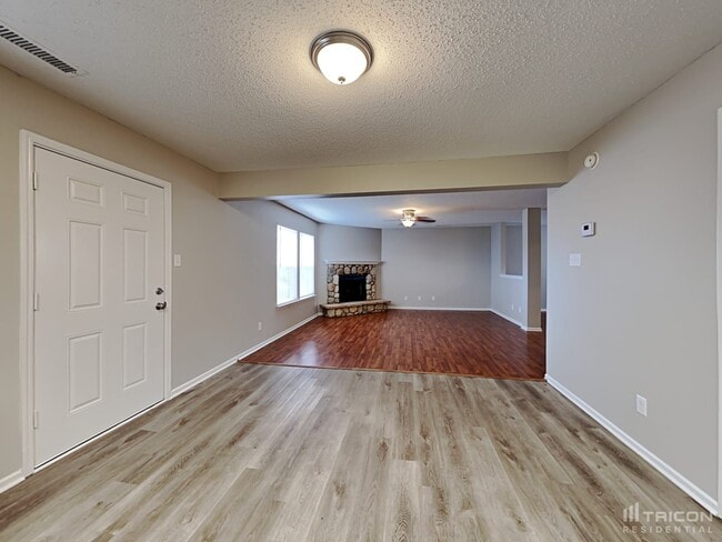 Building Photo - 6572 W Jefferson Ct