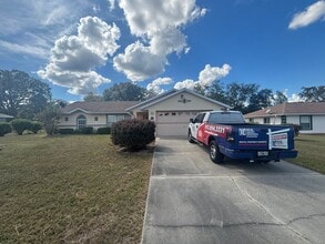 Building Photo - 5440 SW 100th Loop