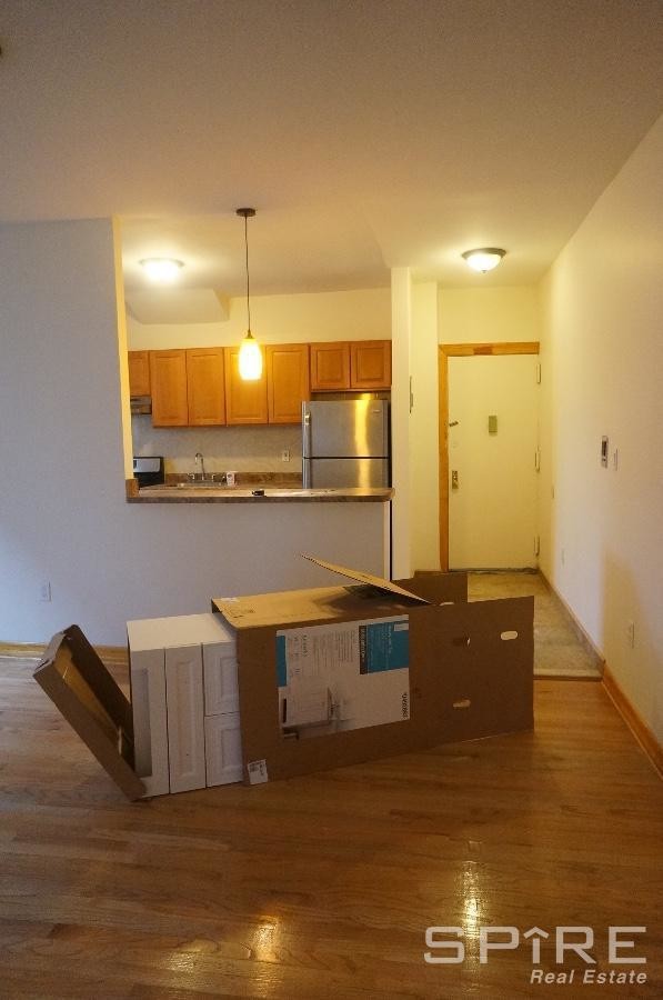 Foto del edificio - 1602 E 43rd St