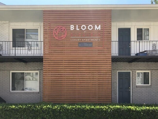 Foto del edificio - 112 Ardmore Pl NW